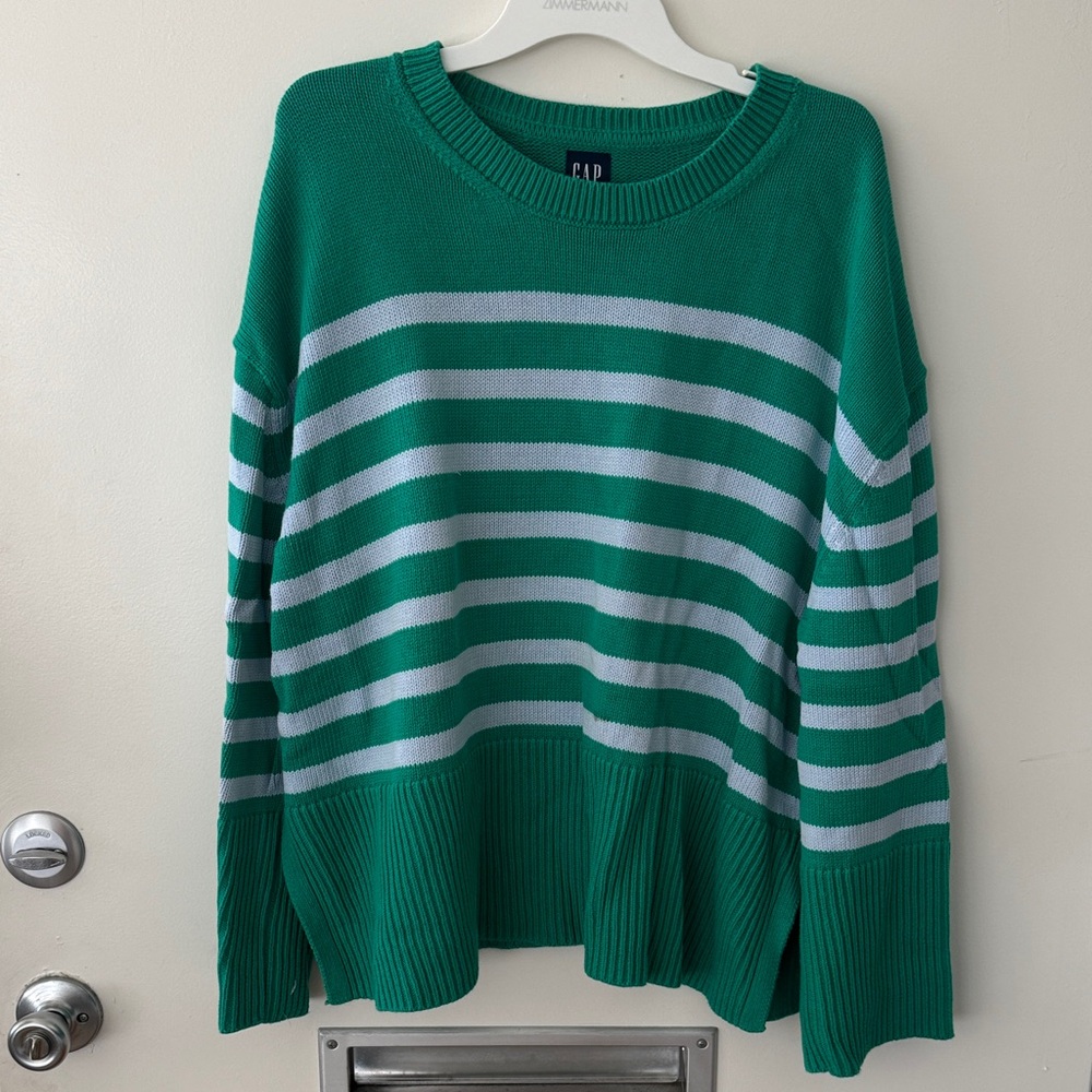 GAP Women's Green and White Striped Oversized Sweater size L